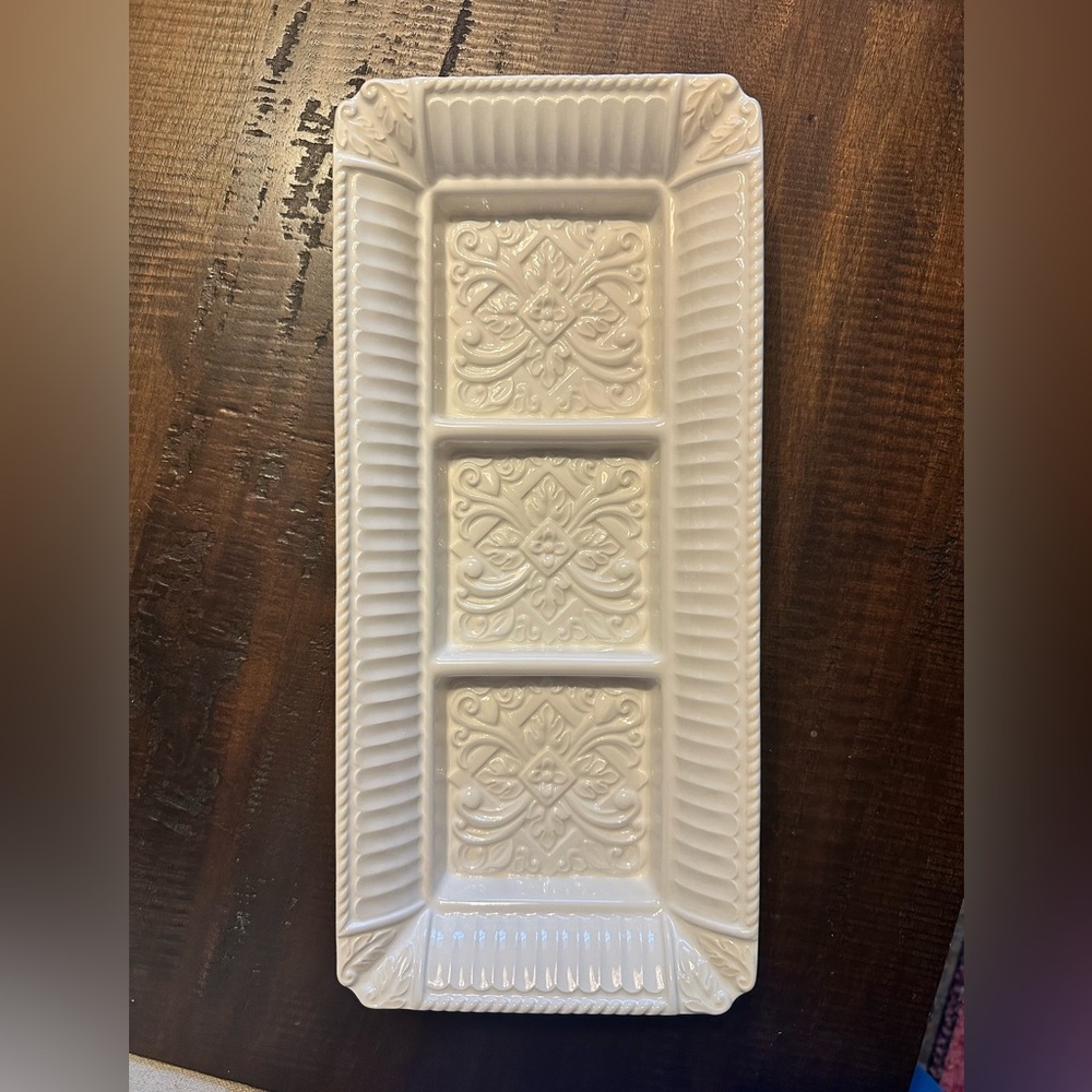 Elegant White Ceramic appetizer Tray
